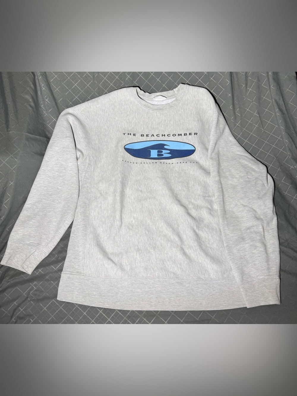 Women's Light Gray Beach Comber Crewneck Sweatshirt